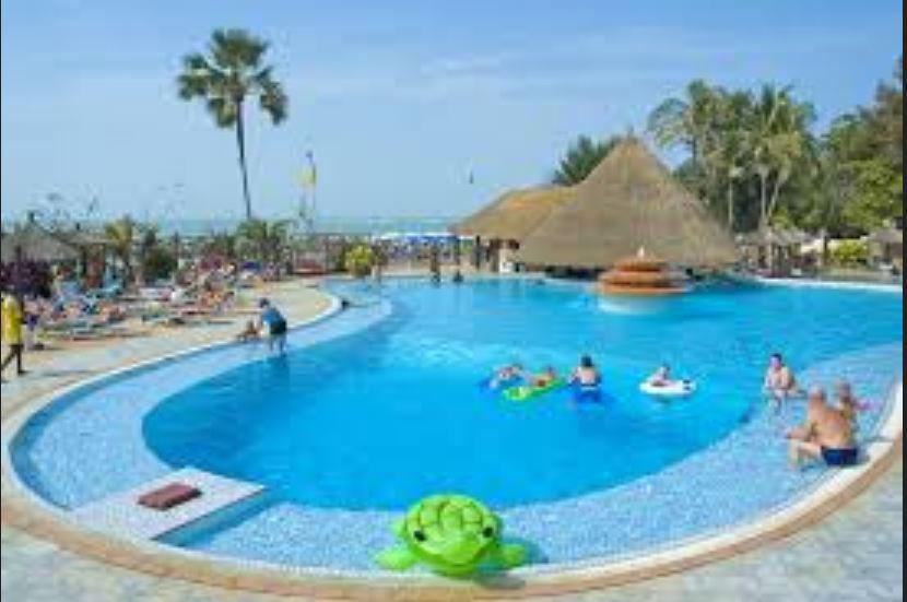 קולולי Senegambia Beach Hotel מראה חיצוני תמונה