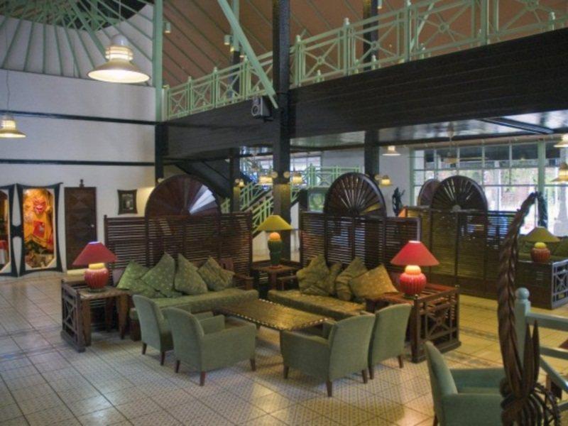 קולולי Senegambia Beach Hotel מראה חיצוני תמונה