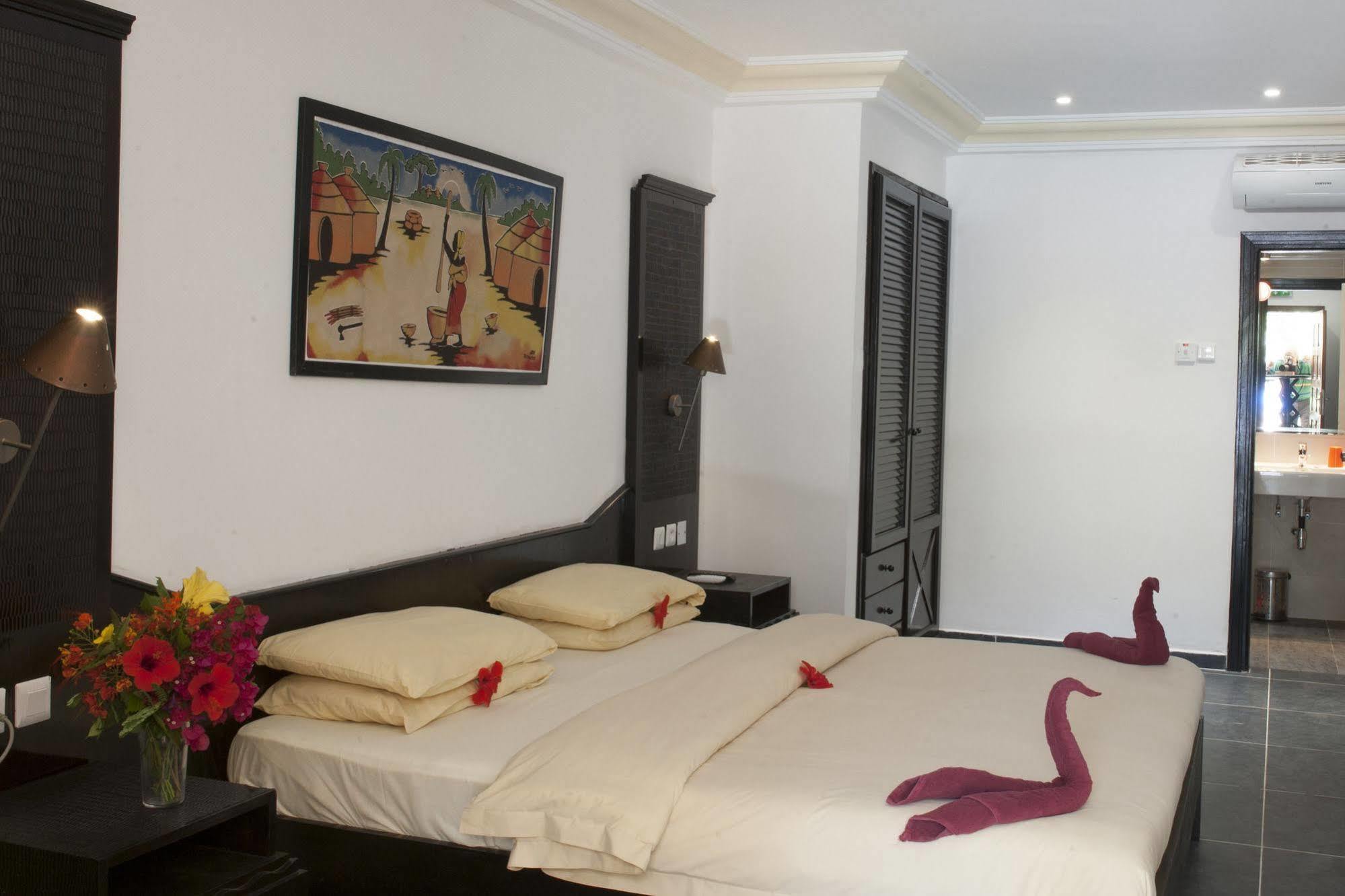 קולולי Senegambia Beach Hotel מראה חיצוני תמונה
