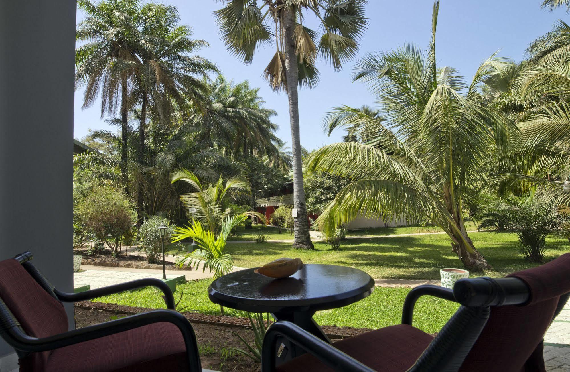 קולולי Senegambia Beach Hotel מראה חיצוני תמונה