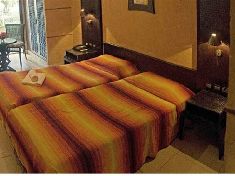 קולולי Senegambia Beach Hotel מראה חיצוני תמונה